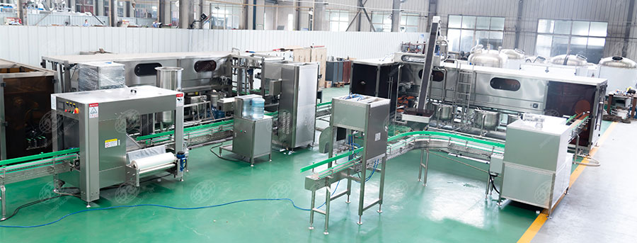 5加侖桶裝水灌裝生產(chǎn)線 5加侖桶裝水灌裝生產(chǎn)線