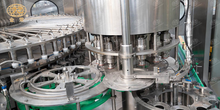 高效無(wú)菌的果汁灌裝生產(chǎn)線-4 高效無(wú)菌的果汁灌裝生產(chǎn)線-4
