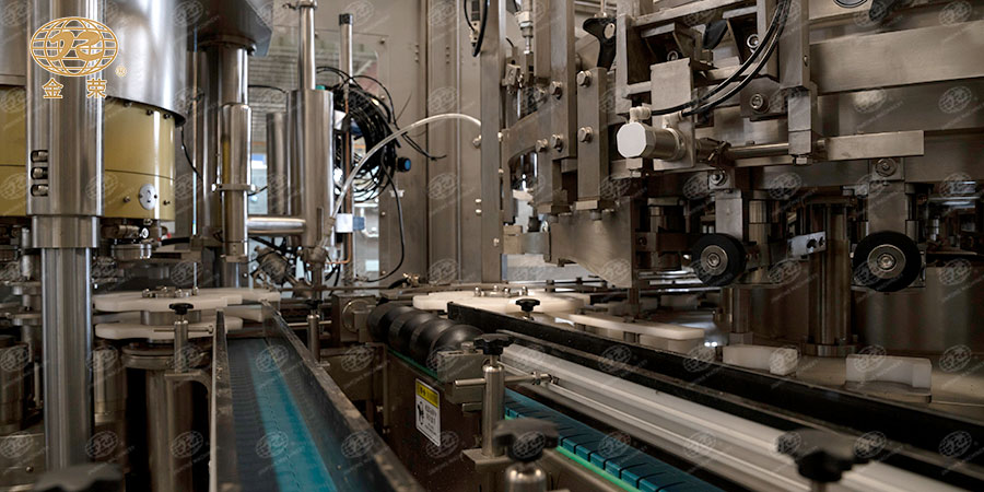 高效易拉罐灌裝生產(chǎn)線(xiàn)-3 高效易拉罐灌裝生產(chǎn)線(xiàn)-3