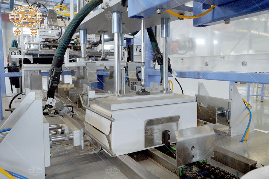 一片式紙箱成型裝箱機(jī)-2 一片式紙箱成型裝箱機(jī)-2